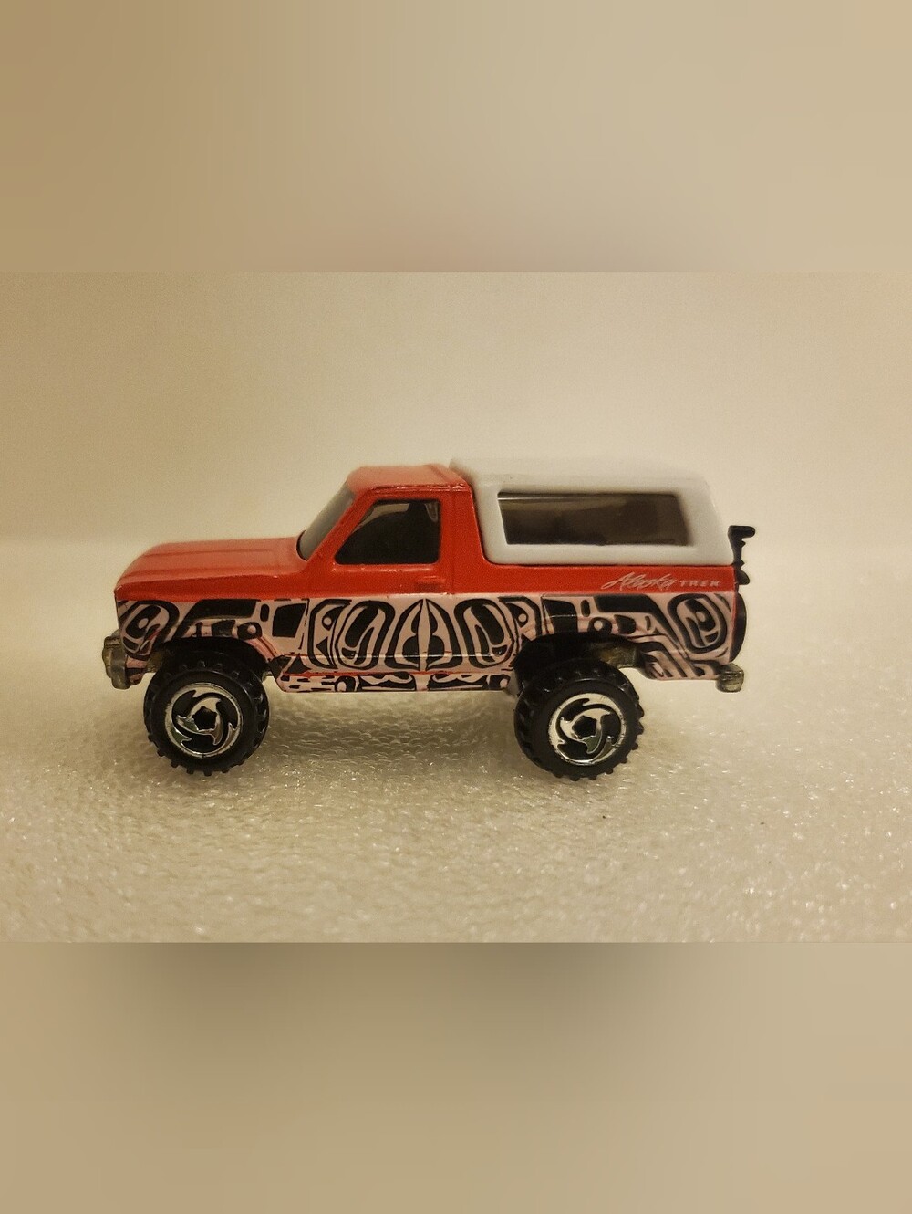 HOT WHEELS FORD BRONCO 4X4 ALASKA TREK LOOSE VERY NICE Diecast Toy Vehicle Car